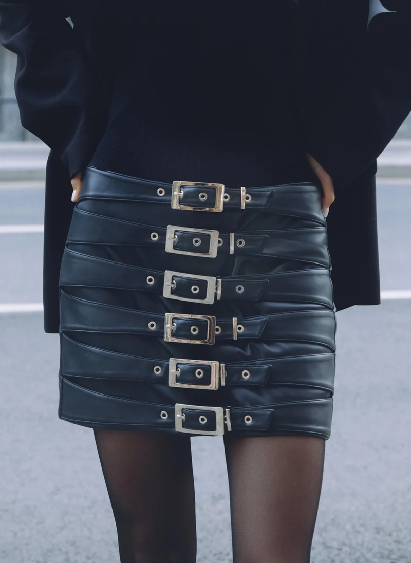 Lichi Straight mini skirt with silver buckles